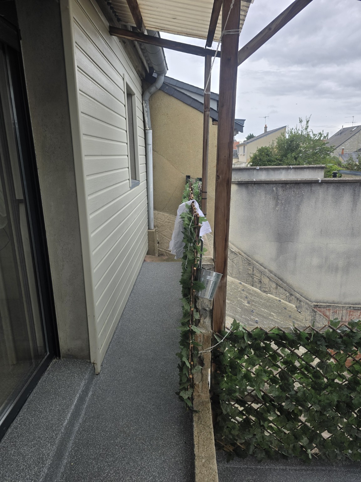 Vue complémentaire de la terrasse après réalisation